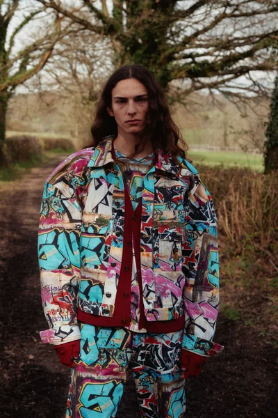 Look 15